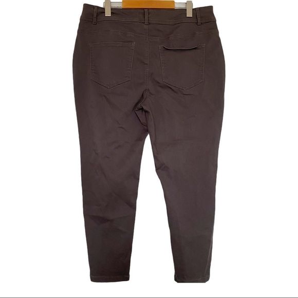 In Every Story grey zipper detail pocket pants 18P - Picture 3 of 8